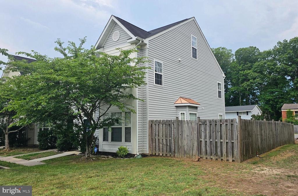 Drakes Ct, King George, VA 22485