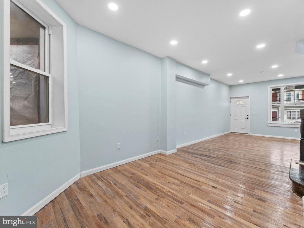 56th St, Philadelphia, PA 19143