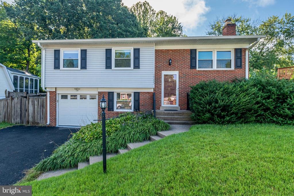 Lindendale Rd, Woodbridge, VA 22193 #1