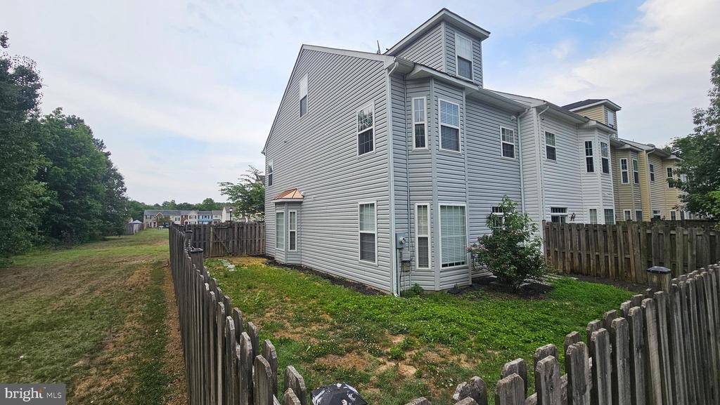 Drakes Ct, King George, VA 22485 #1