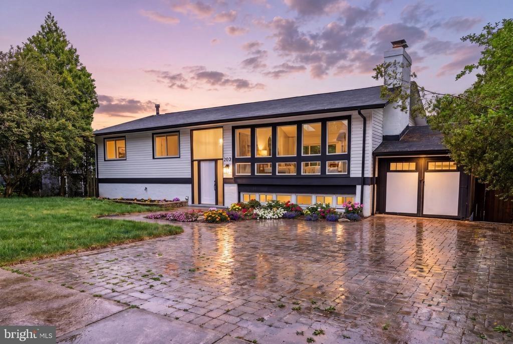 Audreys Ct, Vienna, VA 22180