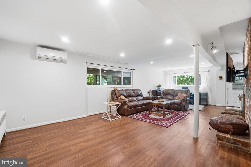 Park Hill Pl, Fairfax, VA 22030