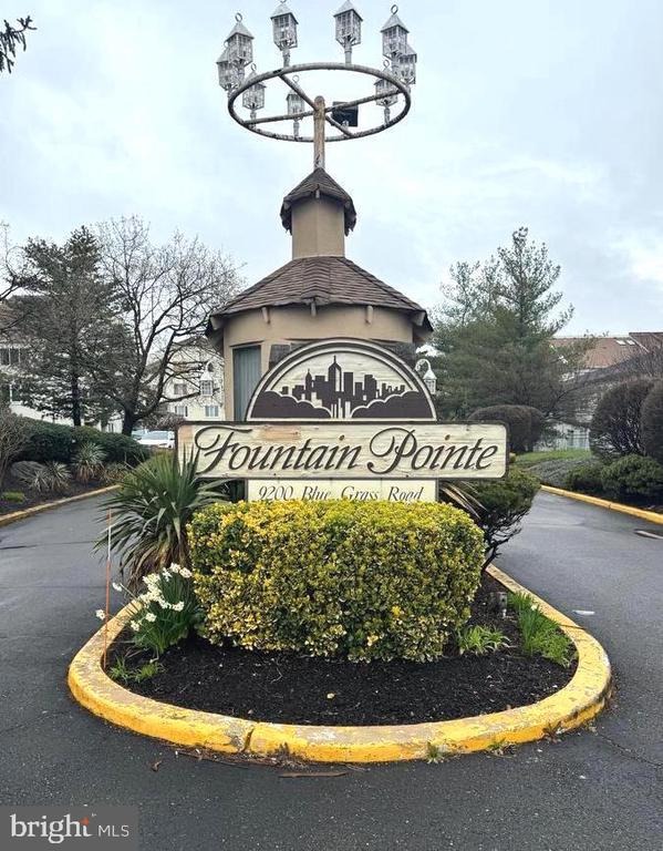 Bonnie Gellman Ct, Philadelphia, PA 19114
