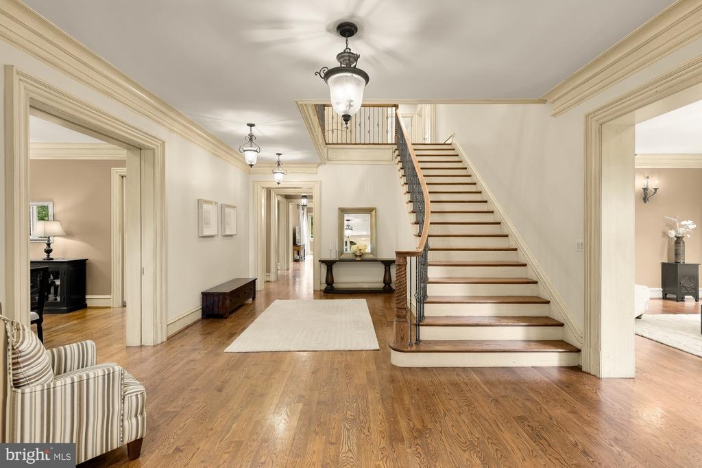Kentland Dr, Great Falls, VA 22066