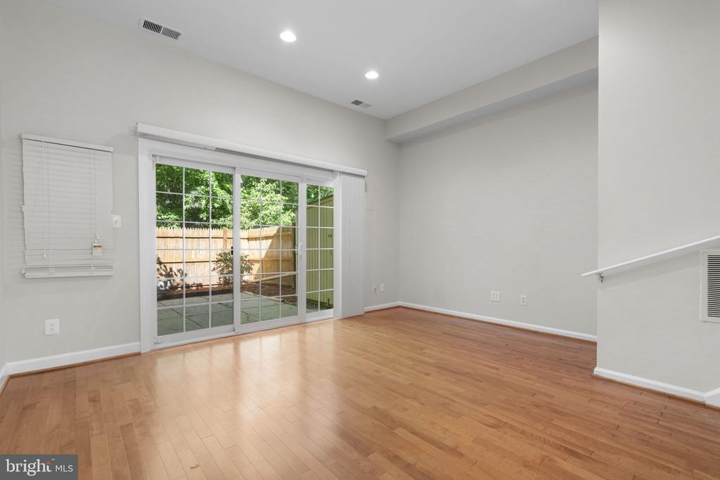 Tory Rd, Springfield, VA 22152