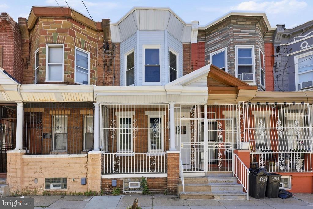 Amber St, Philadelphia, PA 19134