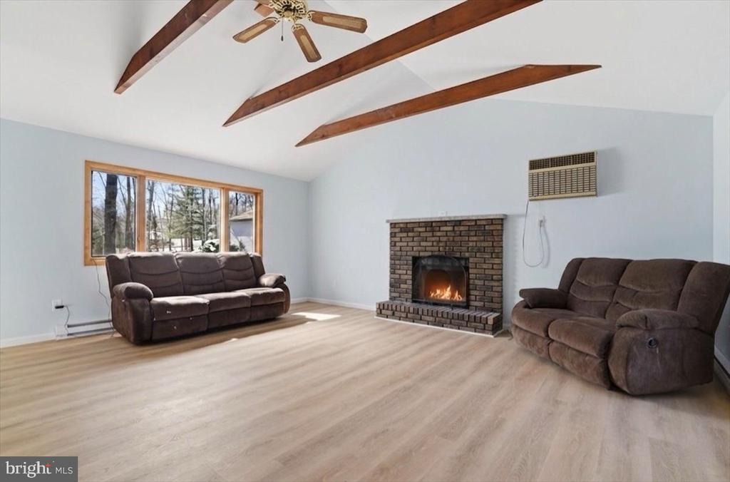Spruce Lake Dr, Milford, PA 18337 #1