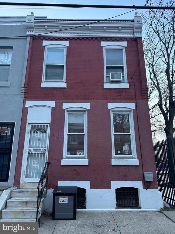 31st St, Philadelphia, PA 19146 #1