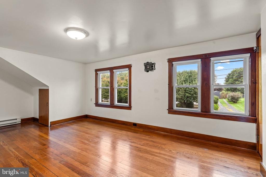 Buchanan Trl, Mercersburg, PA 17236 #1