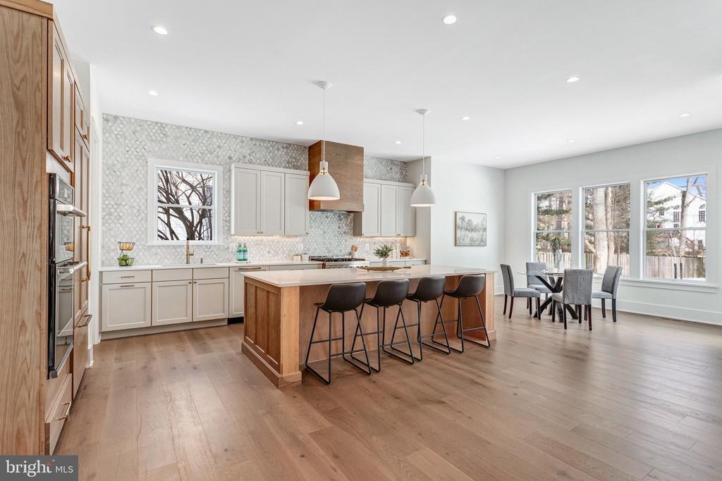 Wooster Ct, Vienna, VA 22180