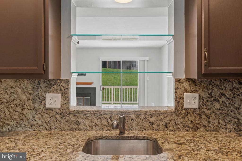 John Ellicott Ct, Ellicott City, MD 21043