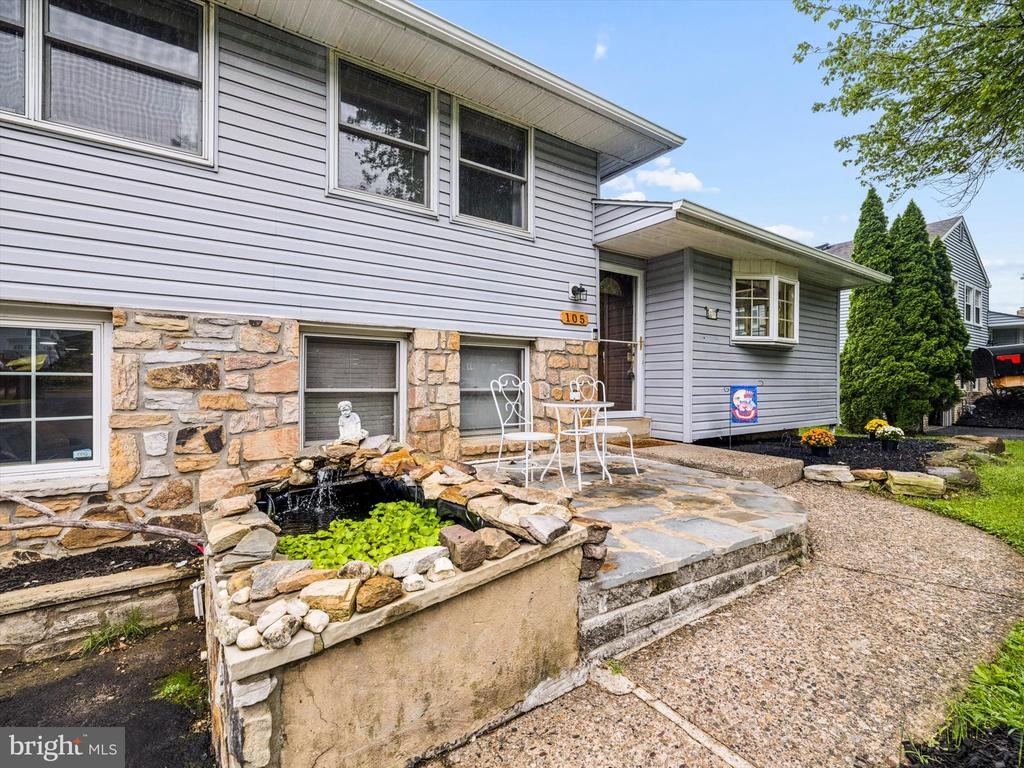 Overlook Ave, Willow Grove, PA 19090