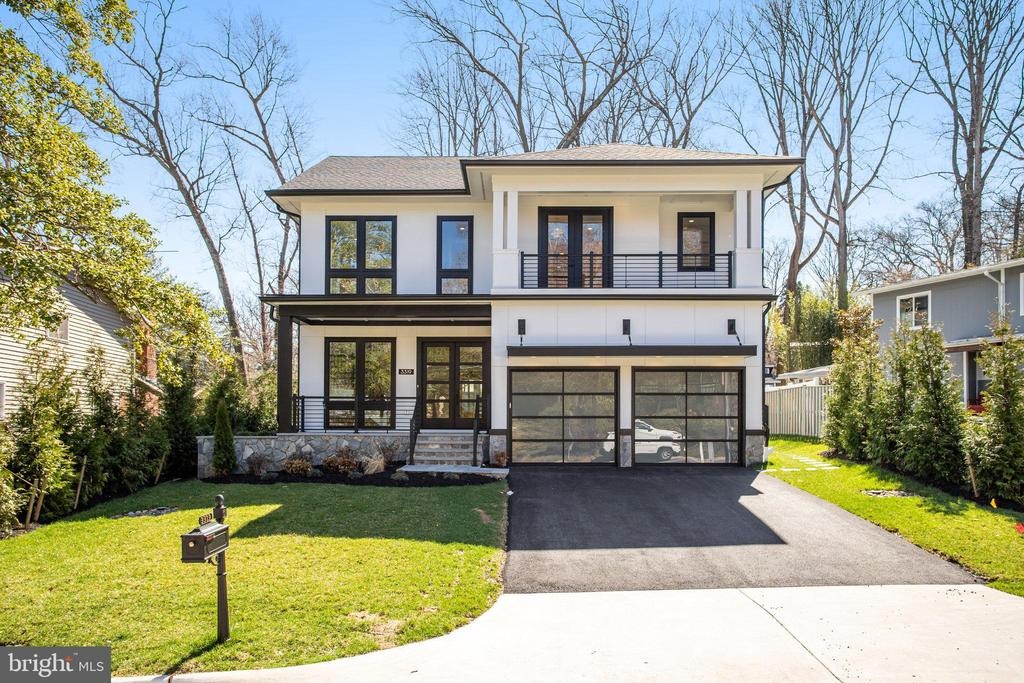 Andes Dr, Fairfax, VA 22030