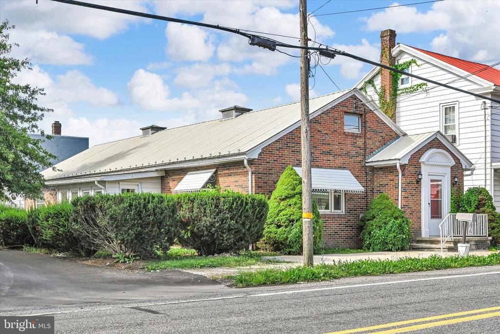 Main St, Hegins, PA 17938 #1
