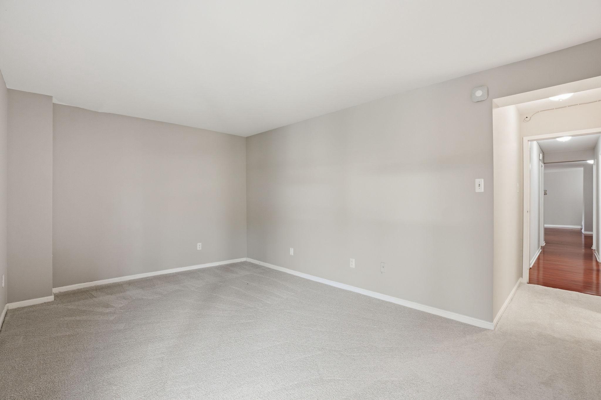 Chestnut Grove Sq, Reston, VA 20190 #1