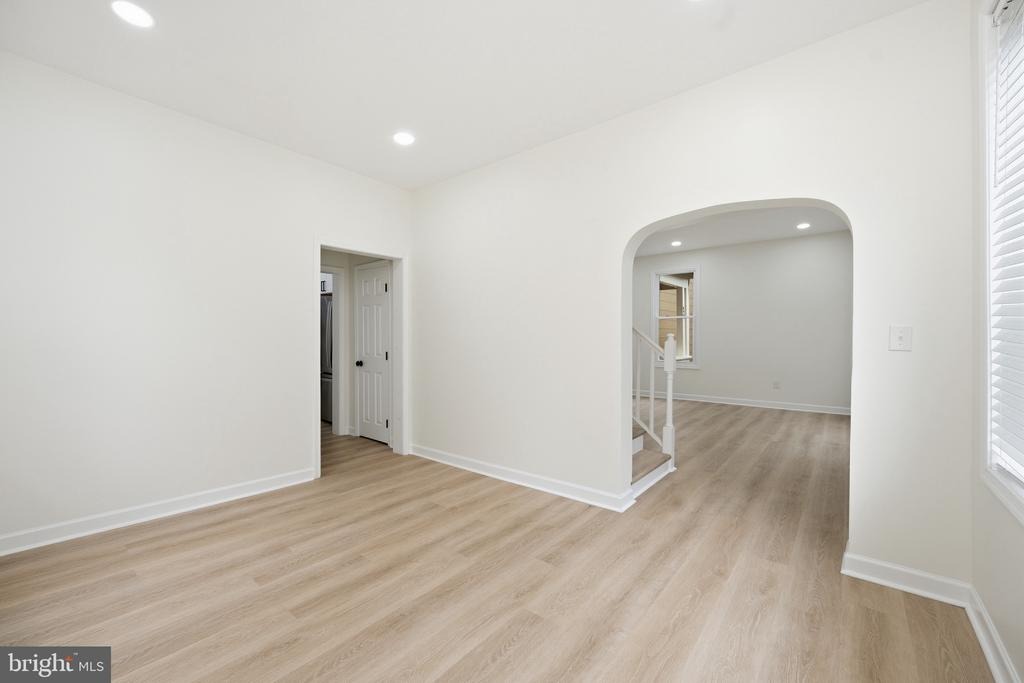 Alder St, Oakland, MD 21550