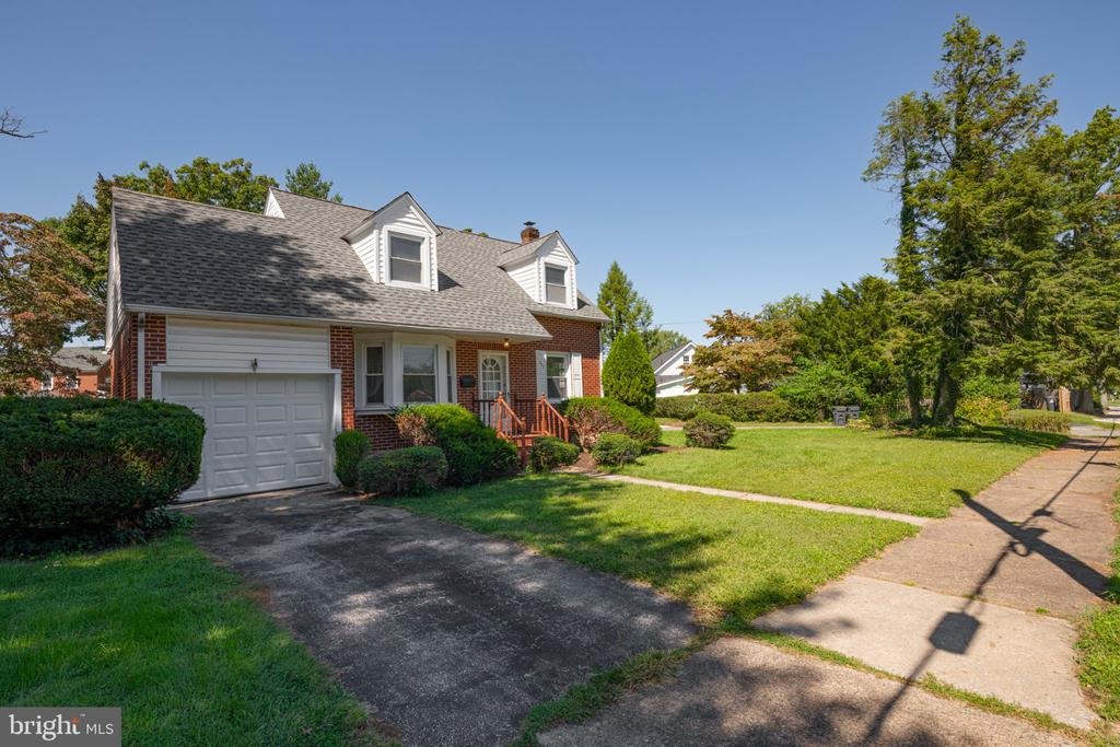 Manavon St, Phoenixville, PA 19460