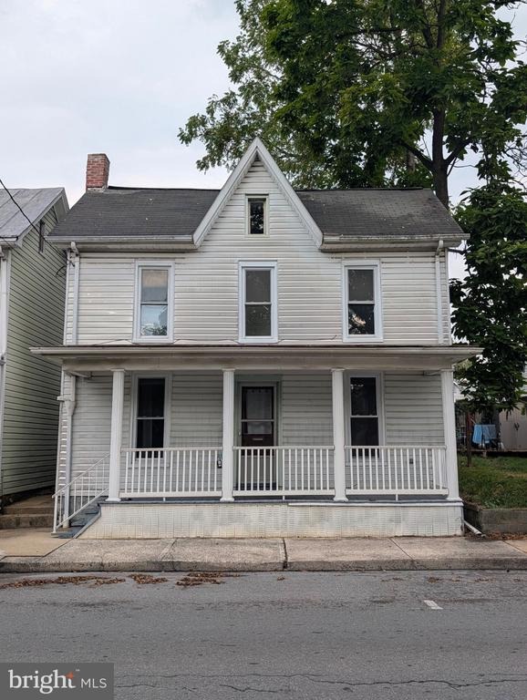 Orange St, Shippensburg, PA 17257