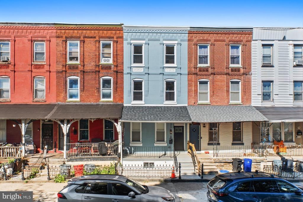 Preston St, Philadelphia, PA 19104