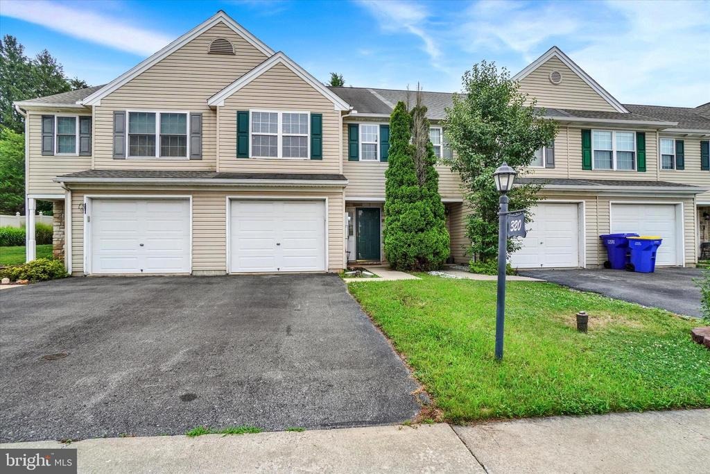 Fisher Dr, York, PA 17404 #1