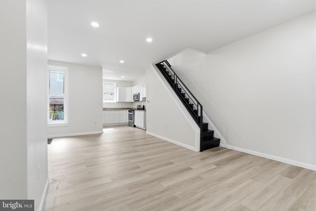 Orianna St, Philadelphia, PA 19140