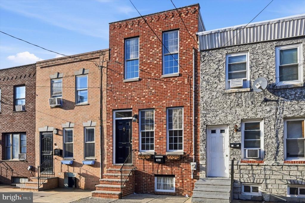 Ellsworth St, Philadelphia, PA 19146 #1