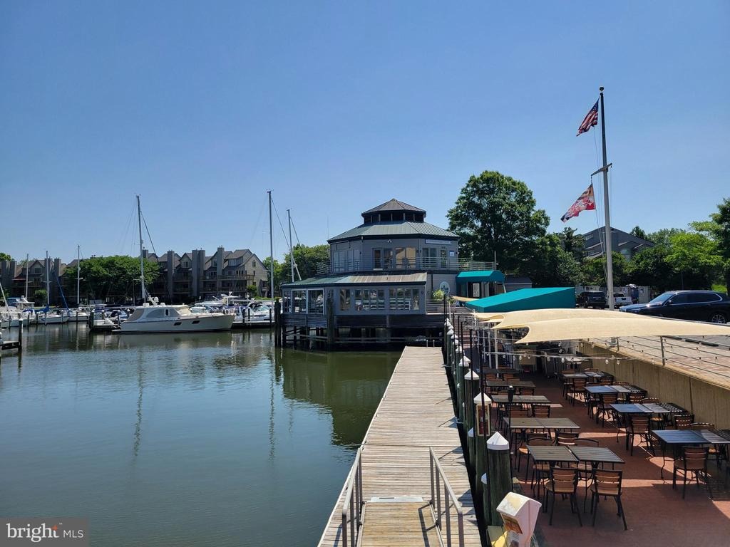 Clinton Ct, Annapolis, MD 21403