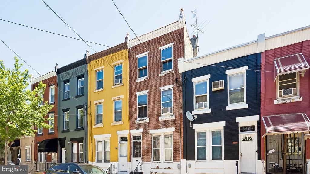 28th St, Philadelphia, PA 19121