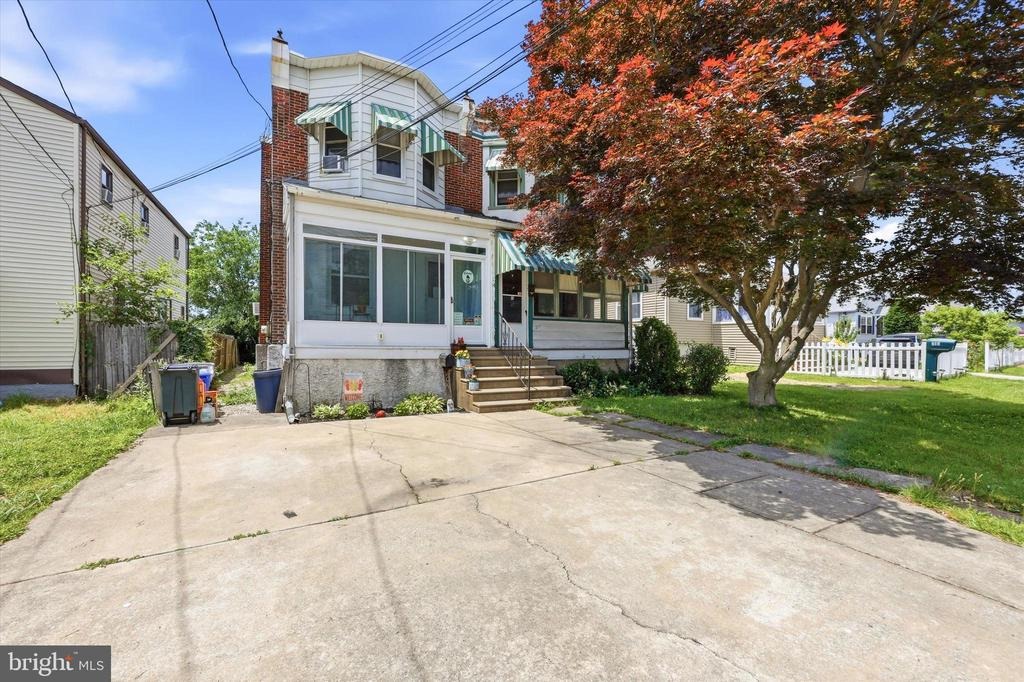 Amosland Rd, Holmes, PA 19043