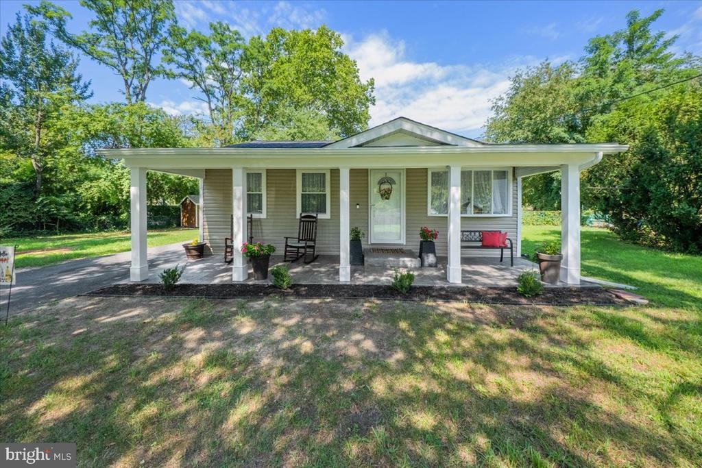 Phoenix Ave, Lawnside, NJ 08045