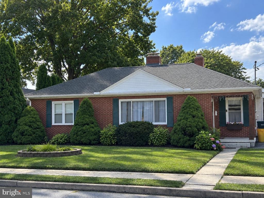 Grant St, Palmyra, PA 17078