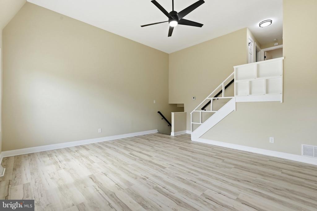 Fronefield Ave, Marcus Hook, PA 19061 #1