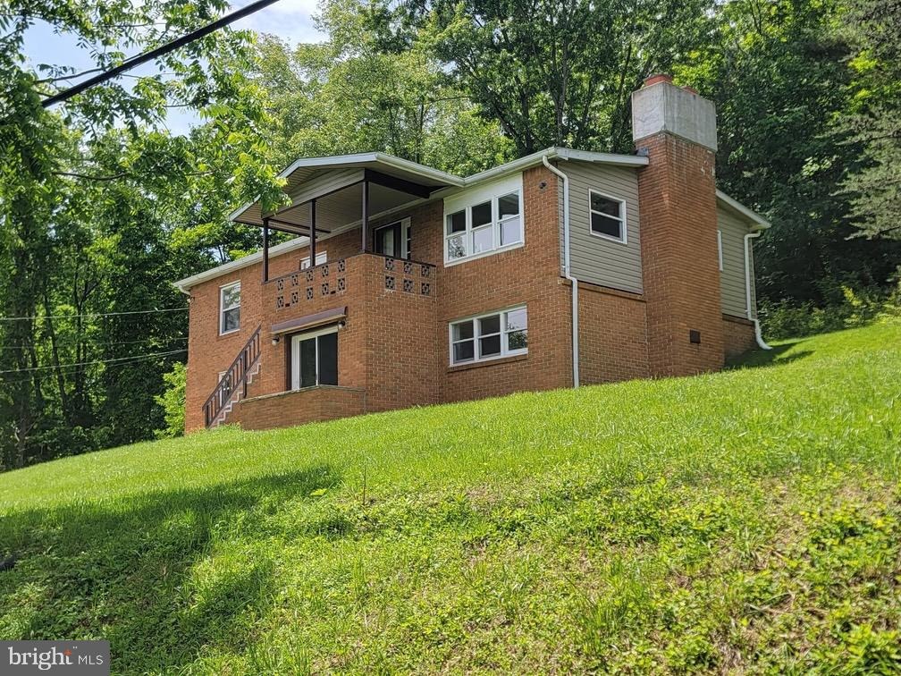 Pounds Hollow Rd, Morgantown, WV 26508 #1