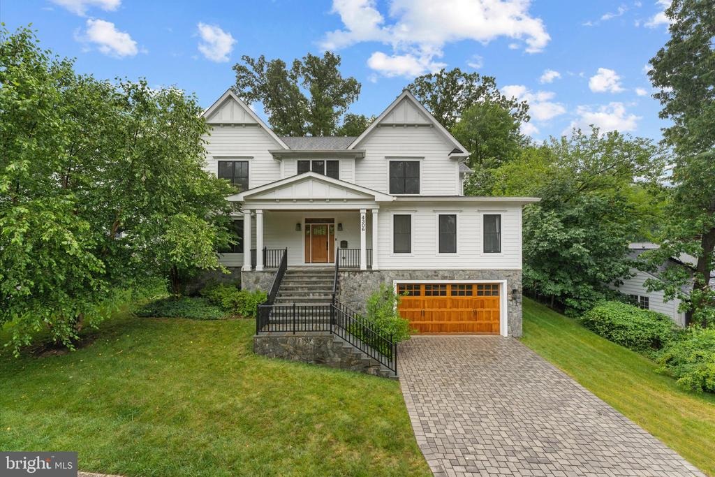 40th St, Arlington, VA 22207 #1