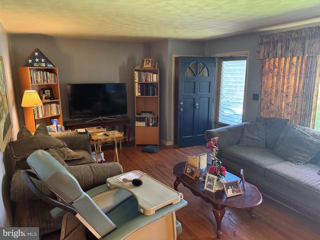 Woodland Dr, York, PA 17407 #1