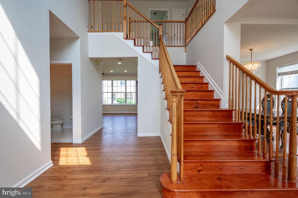 Jervin Dr, Allentown, PA 18104