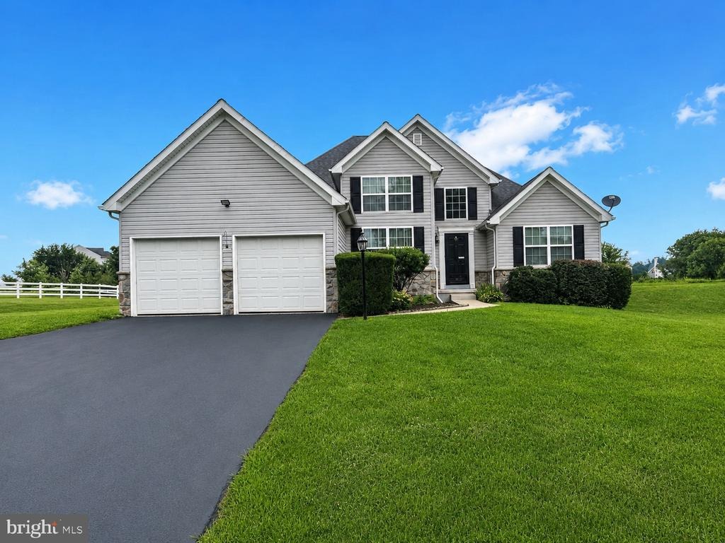 Yocom Rd, Douglassville, PA 19518