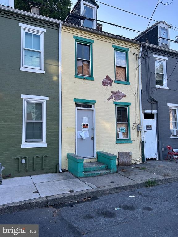 Woodward St, Lancaster, PA 17602