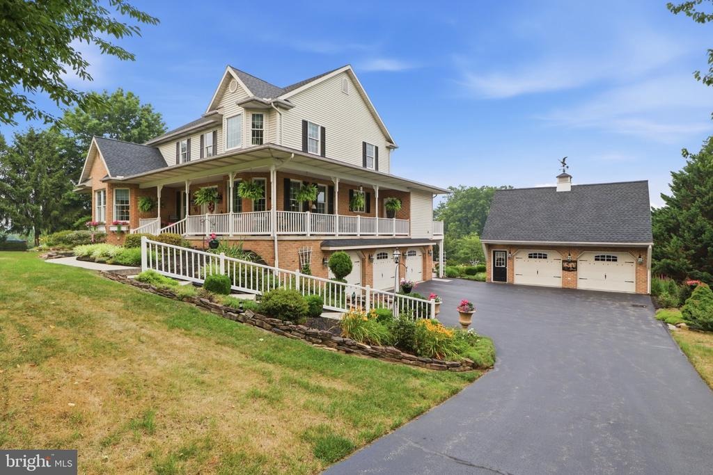 Country Manor Dr, York, PA 17408 #1