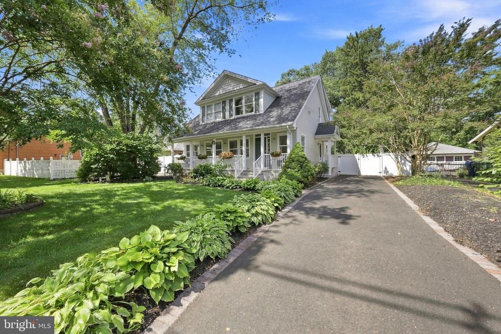 Maxwell Ave, Hightstown, NJ 08520 #1