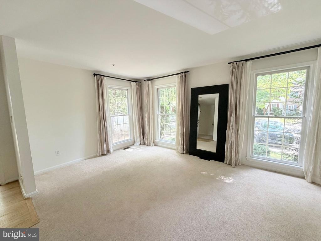 Fountain Valley Dr, Montgomery Village, MD 20886 #1