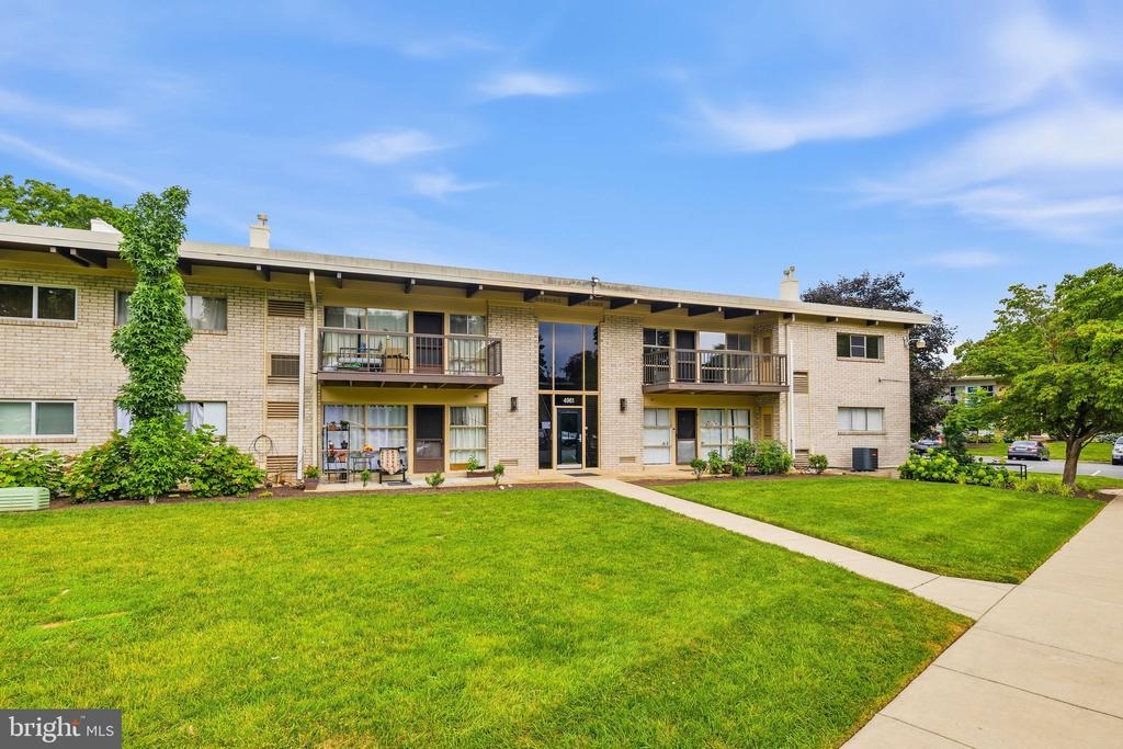 Americana Dr, Annandale, VA 22003 #1