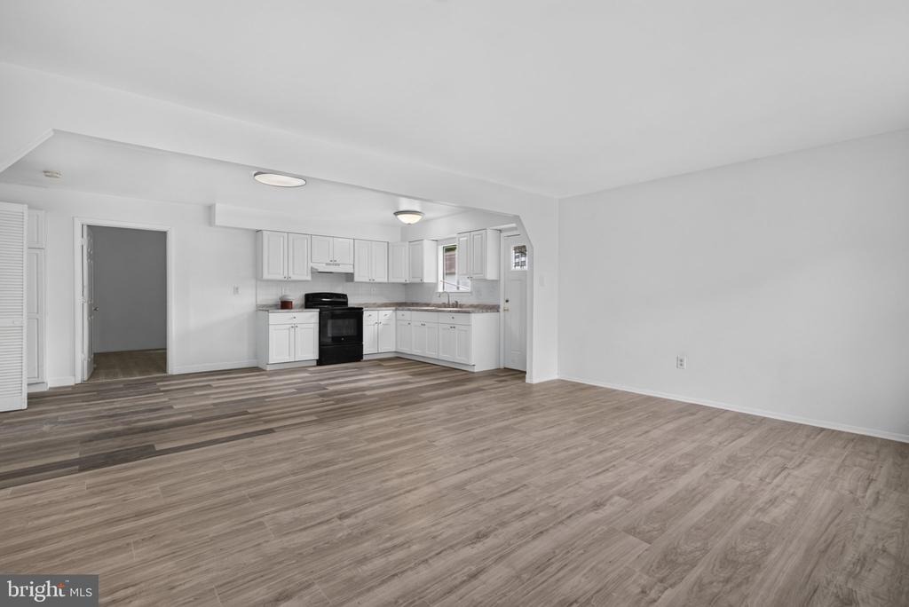 Scammell Dr, Browns Mills, NJ 08015