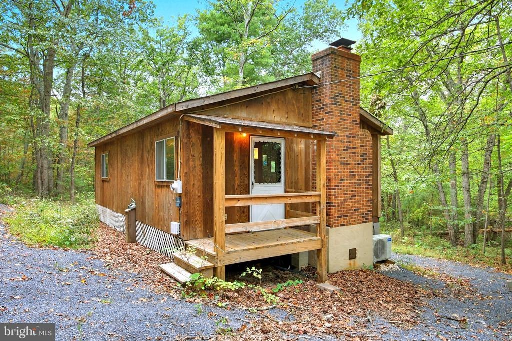 Sundance Retreat Ln, New Market, VA 22844