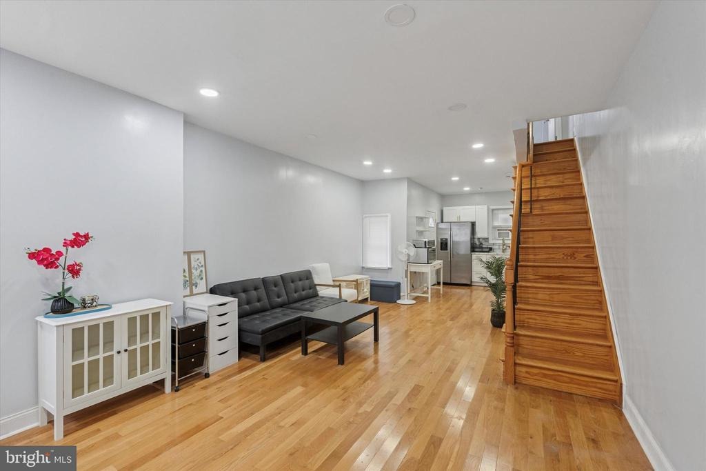 Hartville St, Philadelphia, PA 19134 #1