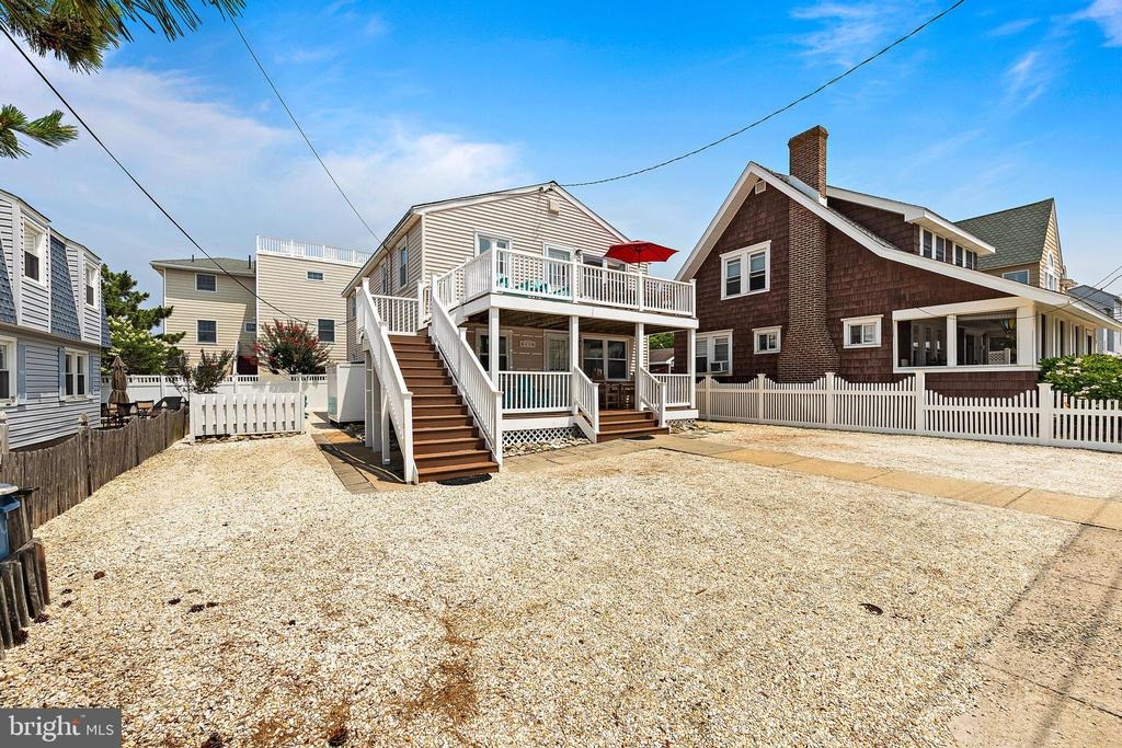 49th St, Beach Haven, NJ 08008