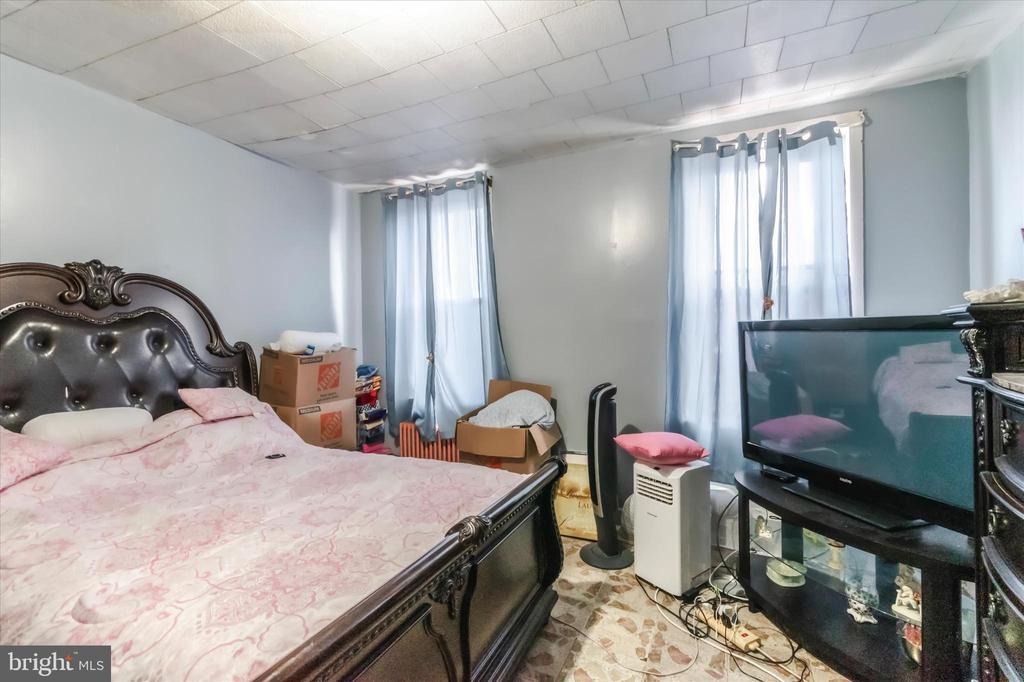 5th St, Philadelphia, PA 19140 #1