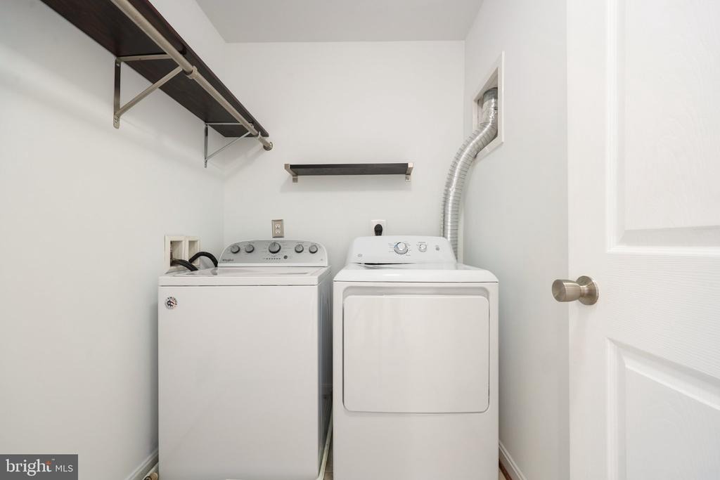 John Diskin Cir, Woodbridge, VA 22191 #1