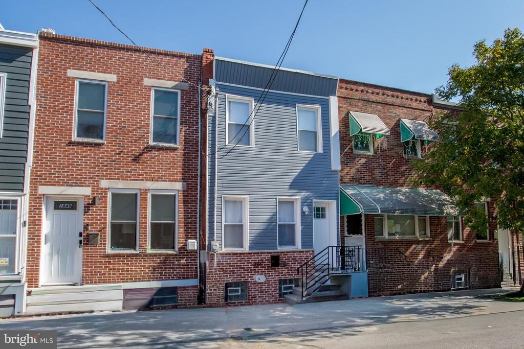 Hoffman St, Philadelphia, PA 19145