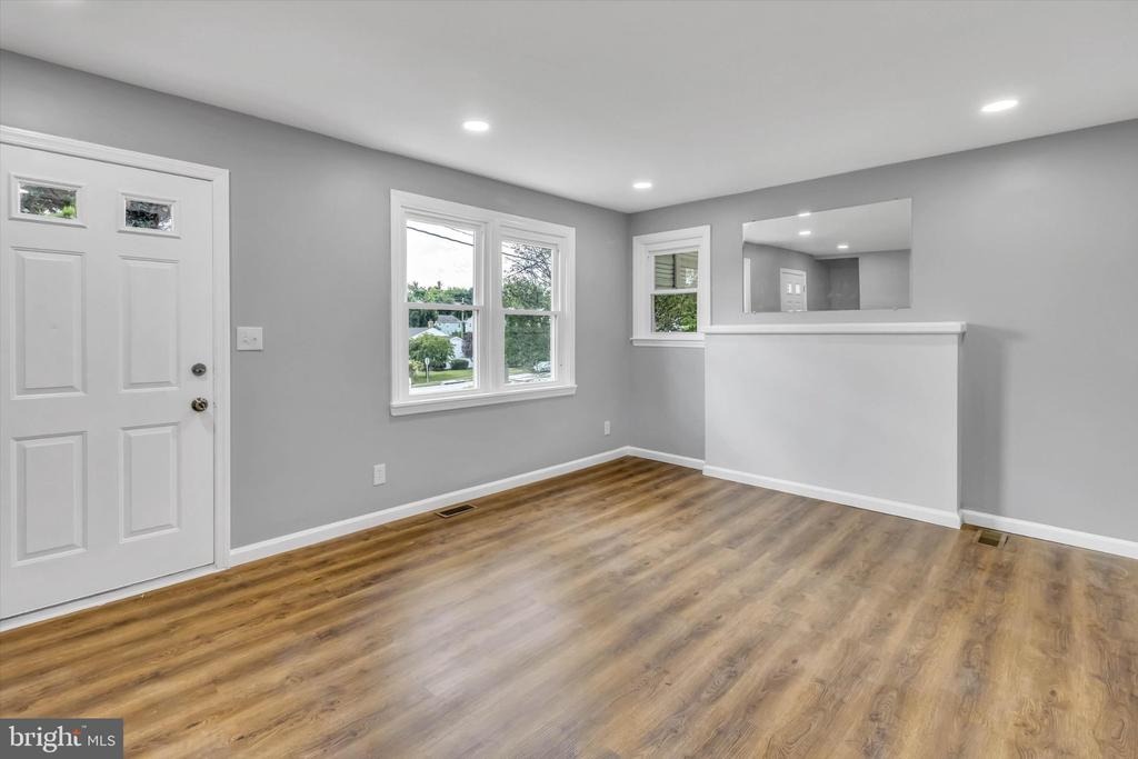Edmondson Ave, Catonsville, MD 21228
